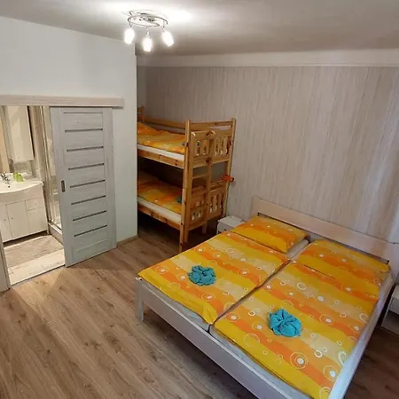 Apartment Ubytovani Pod Hradbami Nove Mesto nad Metuji