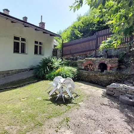 Ubytovani Pod Hradbami * Nove Mesto nad Metuji